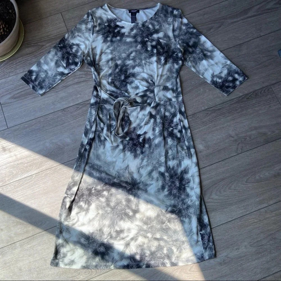 Olsen Europe Self Tie Front  Made in Greece Stretchy Shift Dress - Picture 4 of 15
